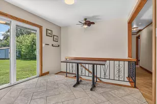 9937 Delaware Pl, Highland, IN 46322 - Photo 10