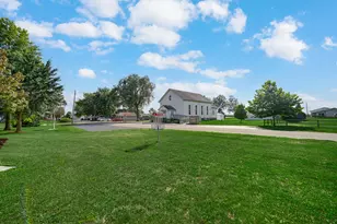 108 E Rensselaer St, Mount Ayr, IN 47964 - Photo 34