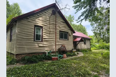 346 E 900 N, La Porte, IN 46350 - Photo 4