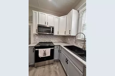 303 N Davis Street, Wolcott, IN 47995 - Photo 6