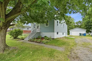 3846 173rd St, Hammond, IN 46323 - Photo 2