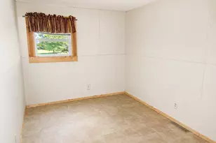 855 N 1025 E, Knox, IN 46534 - Photo 6