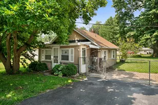 5628 Evergreen Ave, Portage, IN 46368 - Photo 1