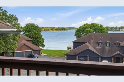 2529 E Lakeshore Drive, Crown Point, IN 46307 - Photo 2