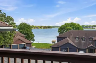 2529 E Lakeshore Dr, Crown Point, IN 46307 - Photo 2