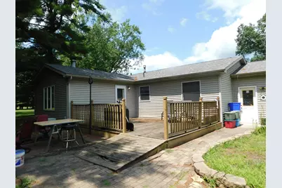 505 8th Avenue NW, Demotte, IN 46310 - Photo 2