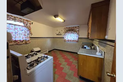 535 E 43rd Avenue, Gary, IN 46409 - Photo 6