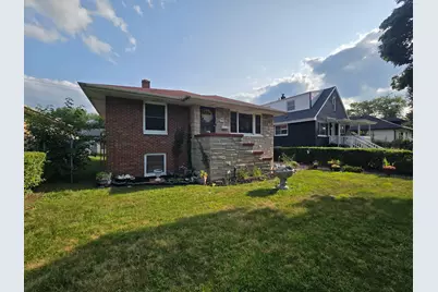 535 E 43rd Avenue, Gary, IN 46409 - Photo 2