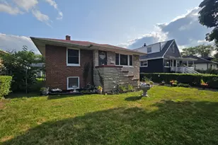 535 E 43rd Ave, Gary, IN 46409 - Photo 2
