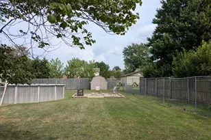 17533 Calhoun St, Lowell, IN 46356 - Photo 16