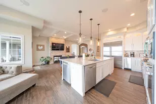 13941 Lakeview Point Rd, Cedar Lake, IN 46303 - Photo 12