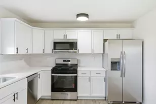 341 W 700 N, Valparaiso, IN 46385 - Photo 4