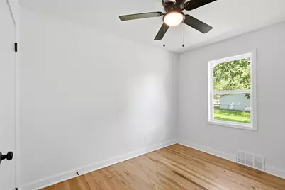341 W 700 N, Valparaiso, IN 46385 - Photo 10