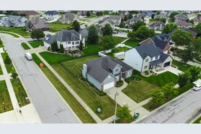 310 Cornwall Circle, Munster, IN 46321 - Photo 2