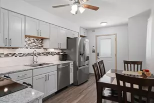 609 Washington Park Blvd, Michigan City, IN 46360 - Photo 14
