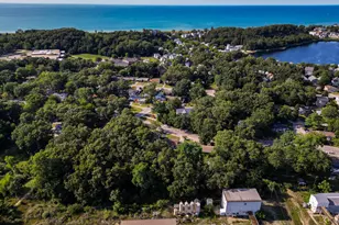 609 Washington Park Blvd, Michigan City, IN 46360 - Photo 4