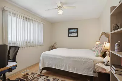 609 Washington Park Boulevard, Michigan City, IN 46360 - Photo 10