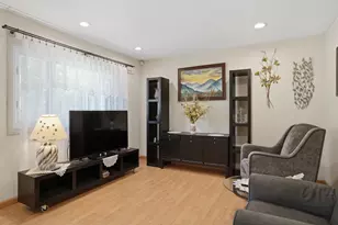 609 Washington Park Blvd, Michigan City, IN 46360 - Photo 6