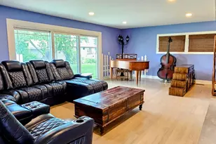 1411 Kraft Dr, Munster, IN 46321 - Photo 6