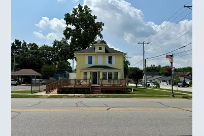 321 Broadway Avenue, Chesterton, IN 46304 - Photo 2