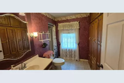 106 W 15th Street, La Porte, IN 46350 - Photo 20