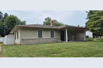 106 W 15th Street, La Porte, IN 46350 - Photo 2