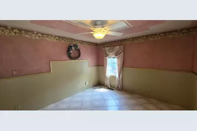 106 W 15th Street, La Porte, IN 46350 - Photo 16