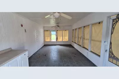 106 W 15th Street, La Porte, IN 46350 - Photo 26