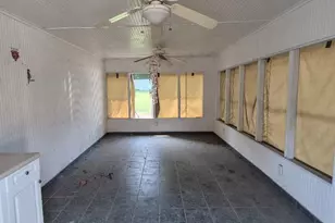 106 W 15th St, La Porte, IN 46350 - Photo 26