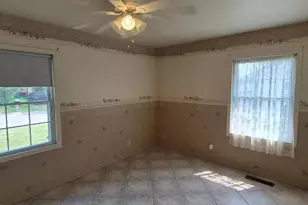 106 W 15th St, La Porte, IN 46350 - Photo 18