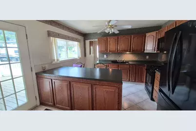 106 W 15th Street, La Porte, IN 46350 - Photo 8