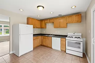 7726 New Hampshire Ave, Hammond, IN 46323 - Photo 8