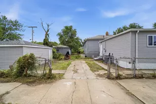 2401 Buchanan St, Gary, IN 46407 - Photo 4