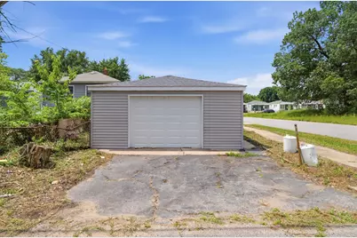 2401 Buchanan Street, Gary, IN 46407 - Photo 10