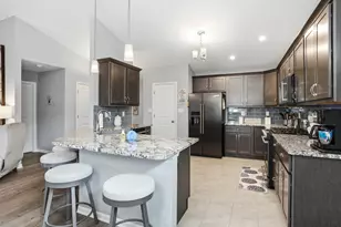 8460 Larkspur Ter, Saint John, IN 46373 - Photo 10