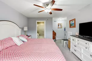 8460 Larkspur Ter, Saint John, IN 46373 - Photo 14