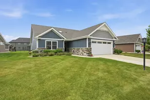 8460 Larkspur Ter, Saint John, IN 46373 - Photo 2