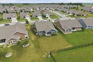8460 Larkspur Ter, Saint John, IN 46373 - Photo 34
