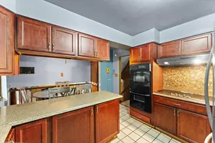 7633 Hemlock Ave, Gary, IN 46403 - Photo 12
