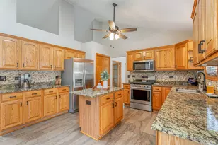 9188 Maple Dr, Saint John, IN 46373 - Photo 14