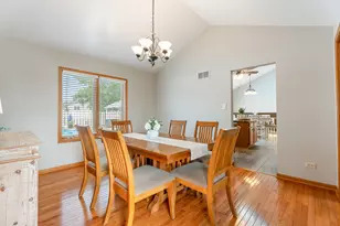 9188 Maple Dr, Saint John, IN 46373 - Photo 12
