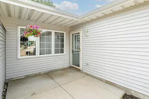 4883 W 93rd Terrace, Crown Point, IN 46307 - Photo 4