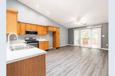 4883 W 93rd Terrace, Crown Point, IN 46307 - Photo 10