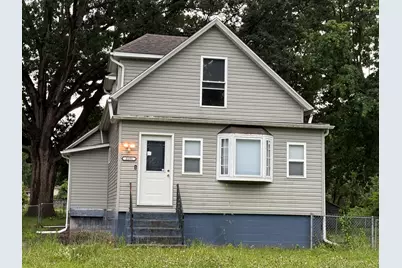 2101 Greenwood Avenue, Michigan City, IN 46360 - Photo 2