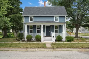 302 G St, La Porte, IN 46350 - Photo 2
