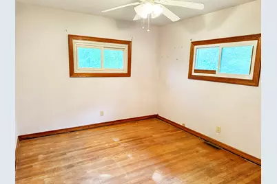 3538 N Lake Park Avenue, Hobart, IN 46342 - Photo 6