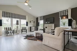 2749 103rd Pl, Crown Point, IN 46307 - Photo 2
