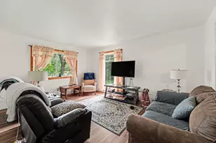 445 E 1100 N, Wheatfield, IN 46392 - Photo 6