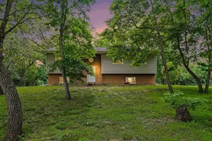 445 E 1100 N, Wheatfield, IN 46392 - Photo 2