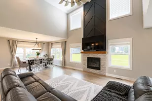 11063 W Deer Creek Dr, Crown Point, IN 46307 - Photo 14